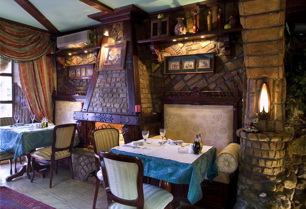 Vila Geppetto Belgrado Buitenkant foto
